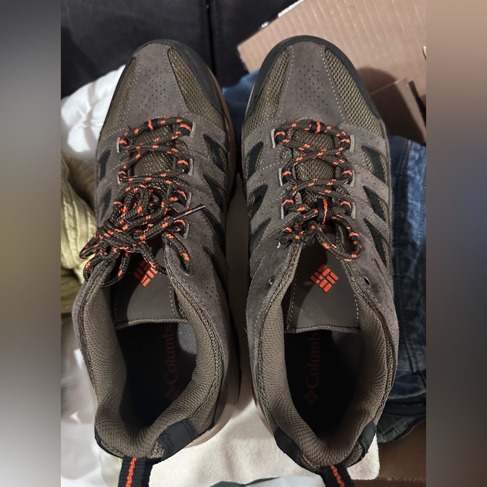 Columbia Men's Athletic Shoes in Brown and Orange